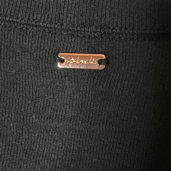 Black Long Sleeved Crop Top VS PINK (LARGE) - Picture 4 of 4
